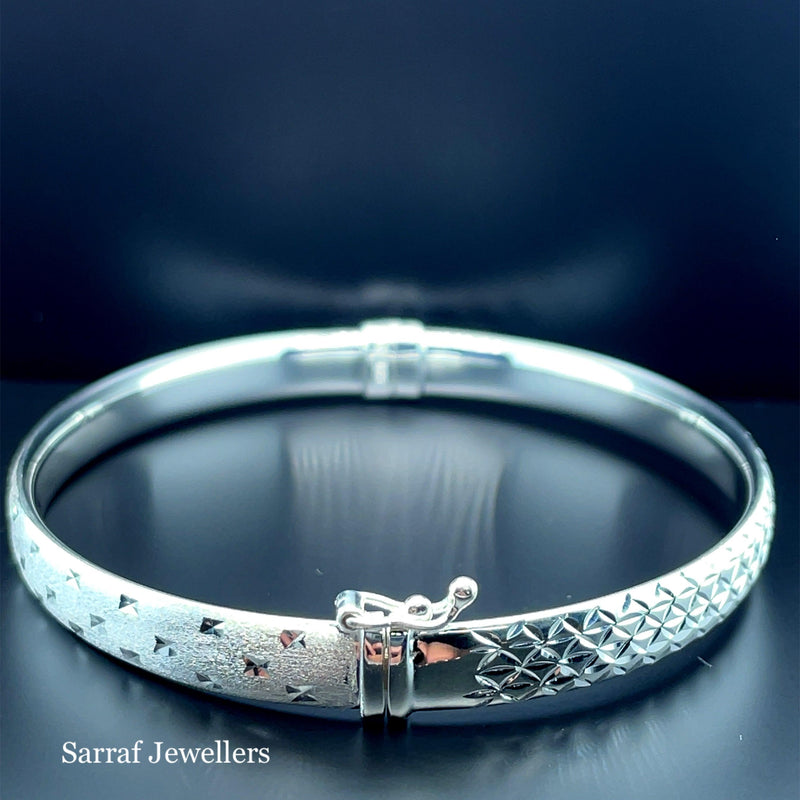 Silver Ladies Frosted Hinged Bangle Oval Diamond Cut Design | Shop Online Sarraf Jewellers UK - Sarraf Jewellers