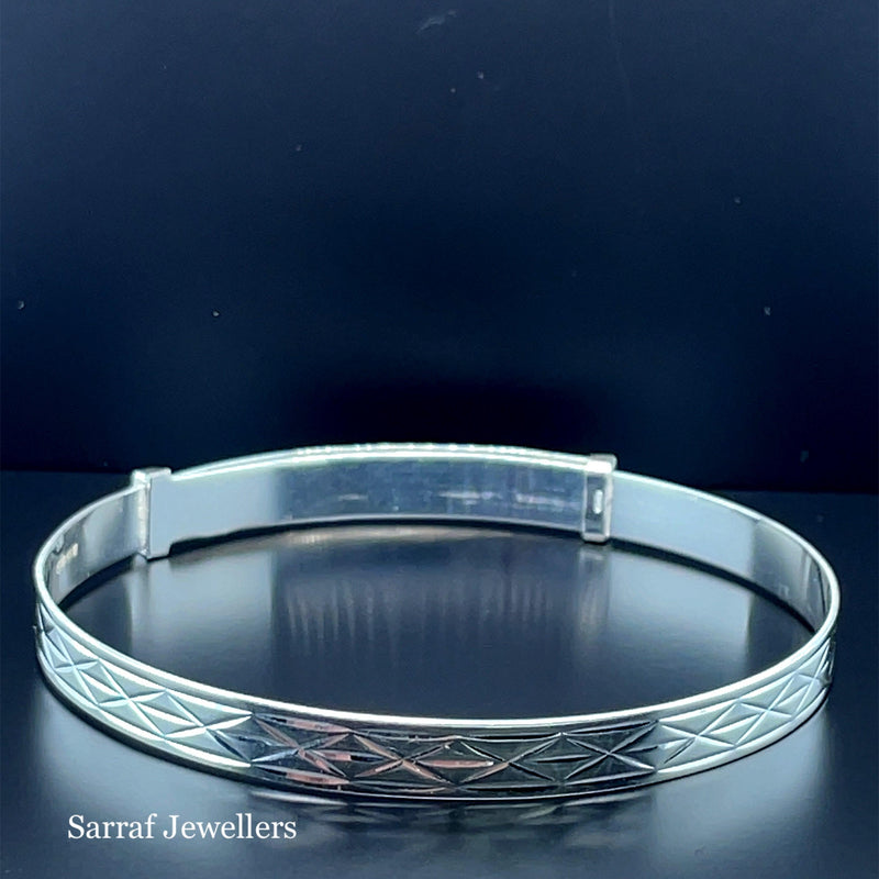 Silver Ladies Round Diamond Cut Design Expandable Bangle | Shop Online Sarraf Jewellers UK - Sarraf Jewellers